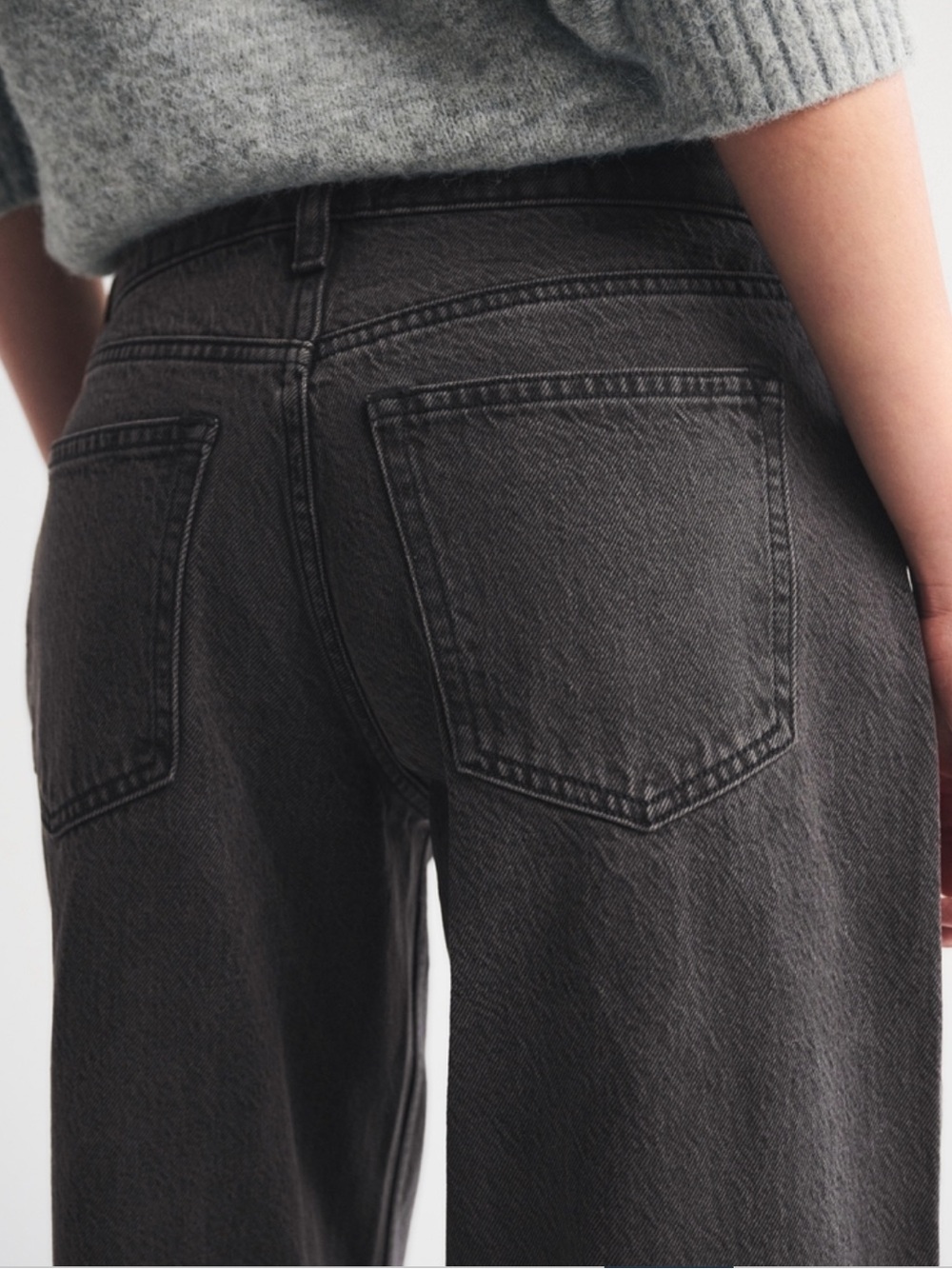 Abercrombie & Fitch Curve Love The Ultra Loose Low Rise Jean - Picture 7 of 12
